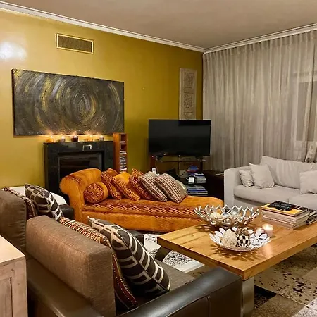 For 5 Near The & Kwatera prywatna Caxias