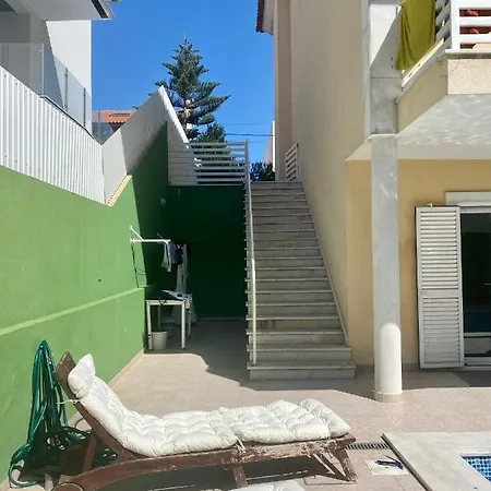 Kwatera prywatna For 5 Near The & Caxias